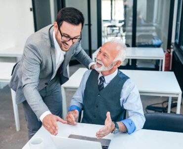 Finance Expert Explaing To The Client